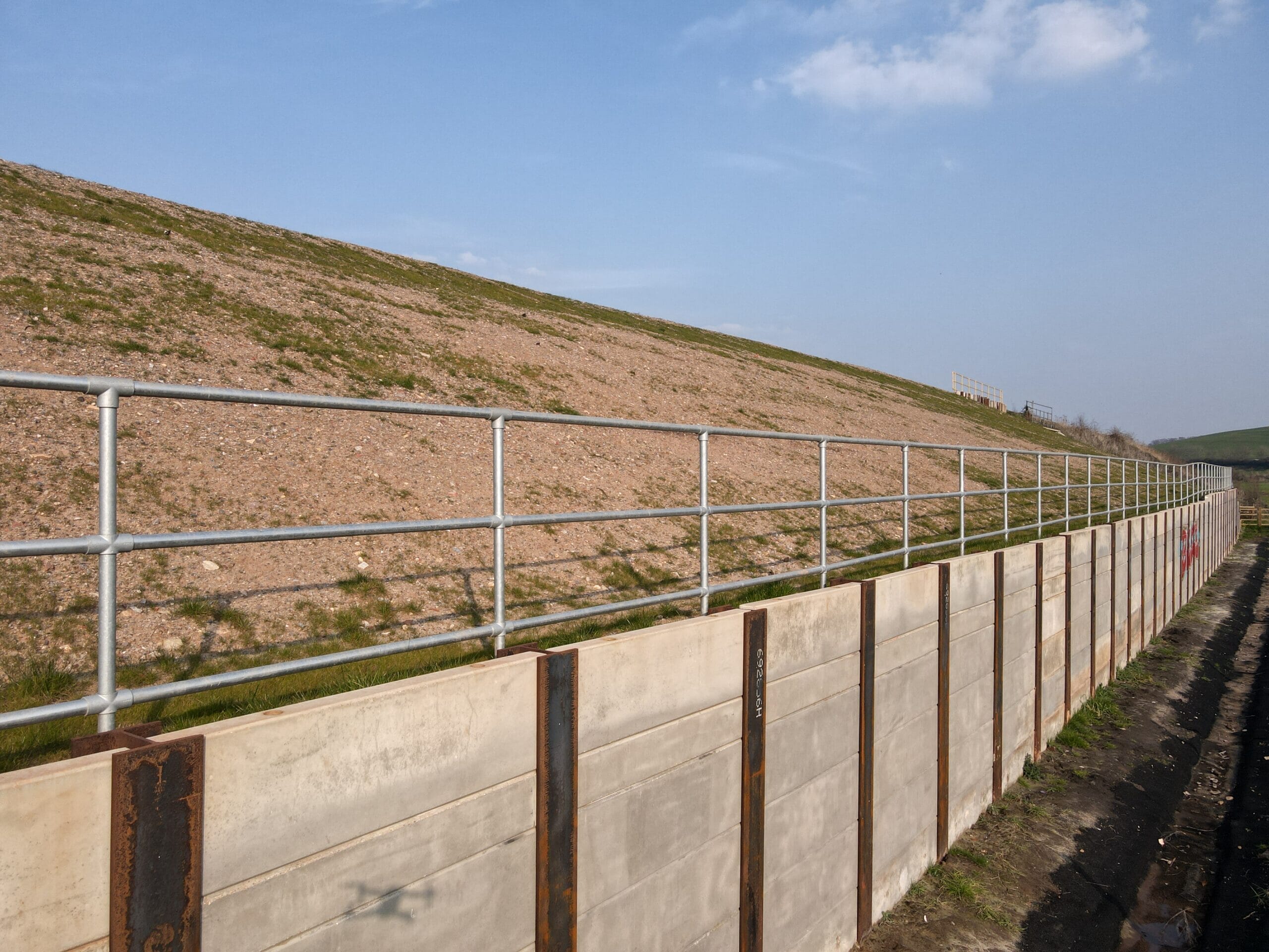 Key Clamp Handrail Fittings - Project: Kelston Embankment