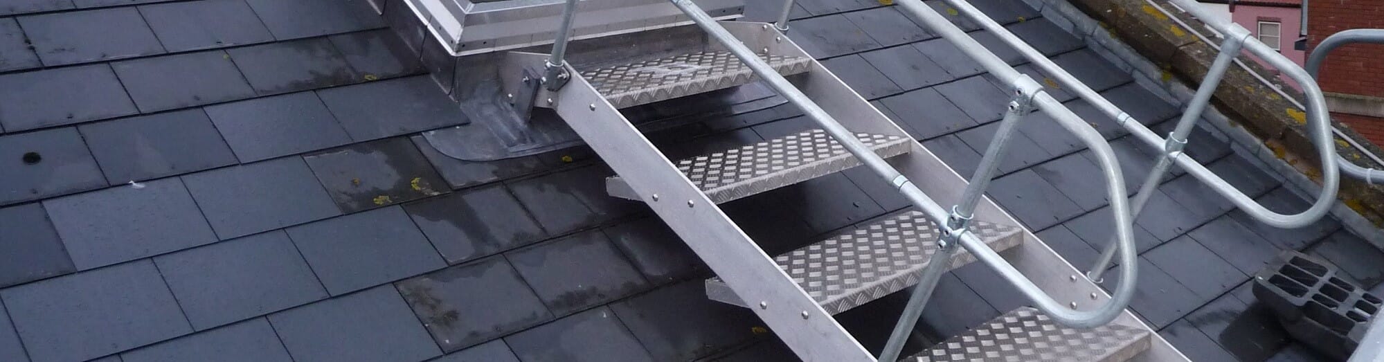 Roof-ladder-image-1 Roof-ladder-image-1